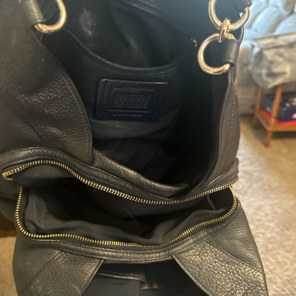 Coach Black Leather Shoulder Bag - Picture 2 of 3